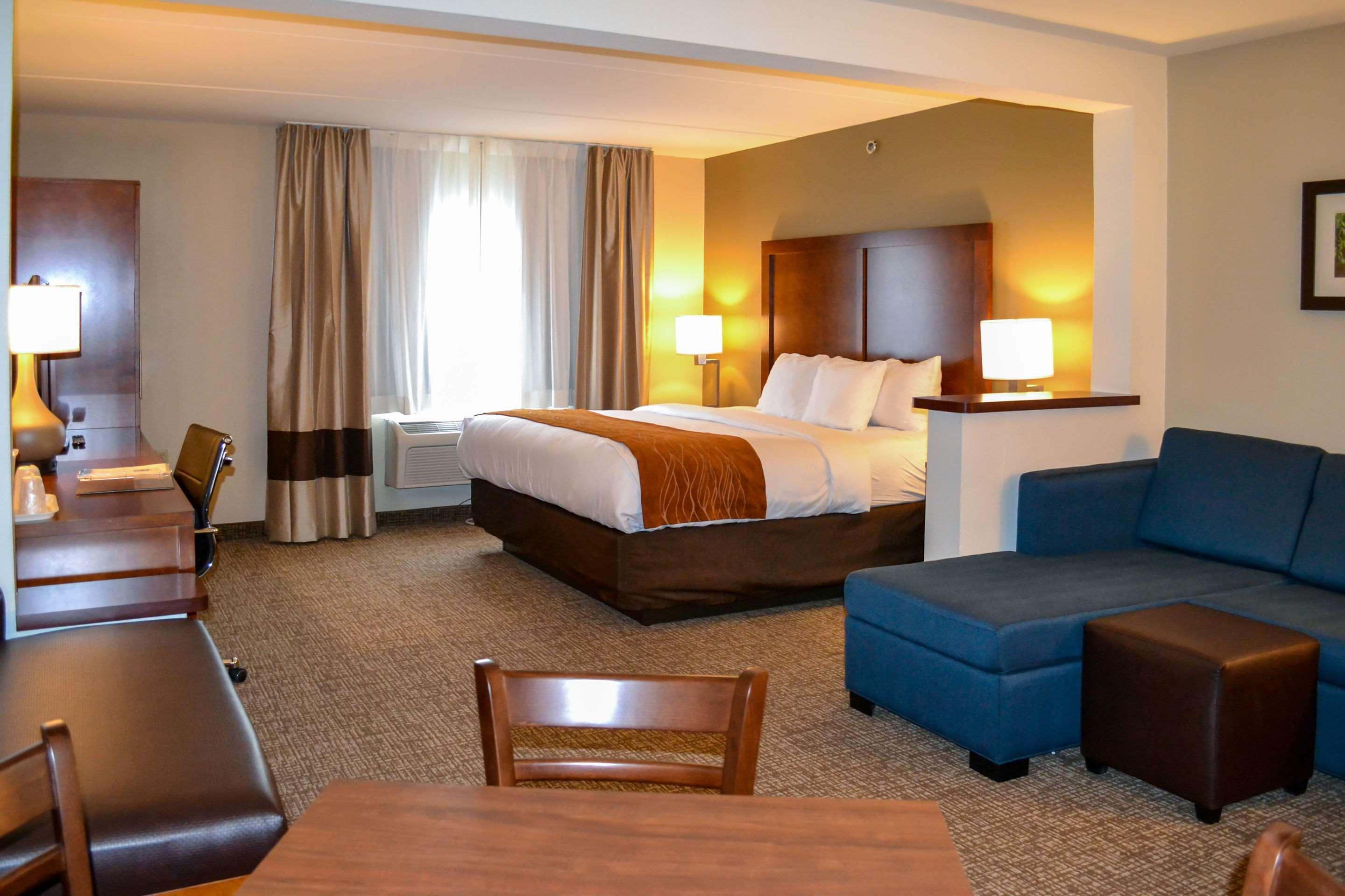 Comfort Inn & Suites Wilkes Barre - Arena Exteriör bild