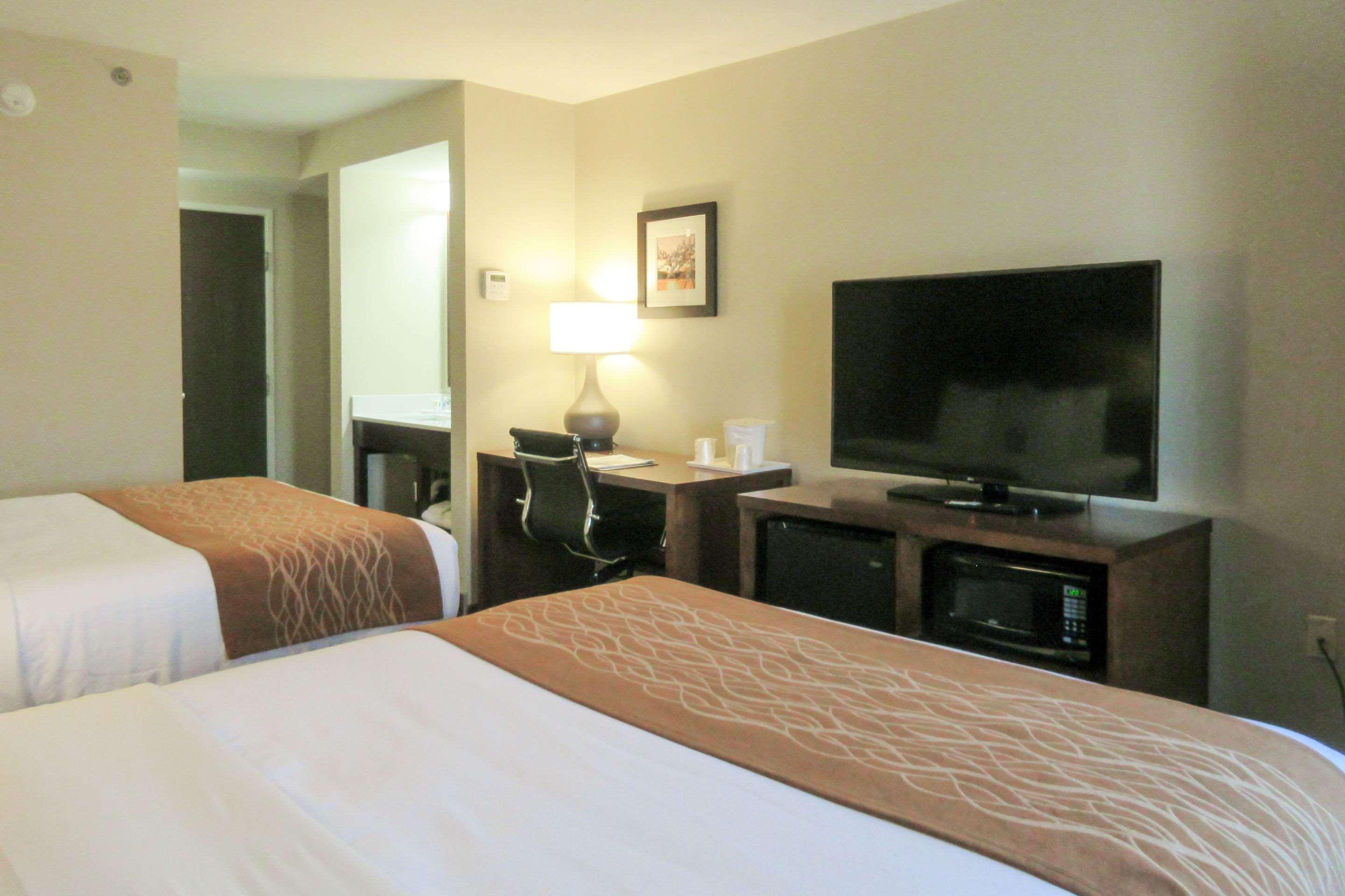Comfort Inn & Suites Wilkes Barre - Arena Exteriör bild