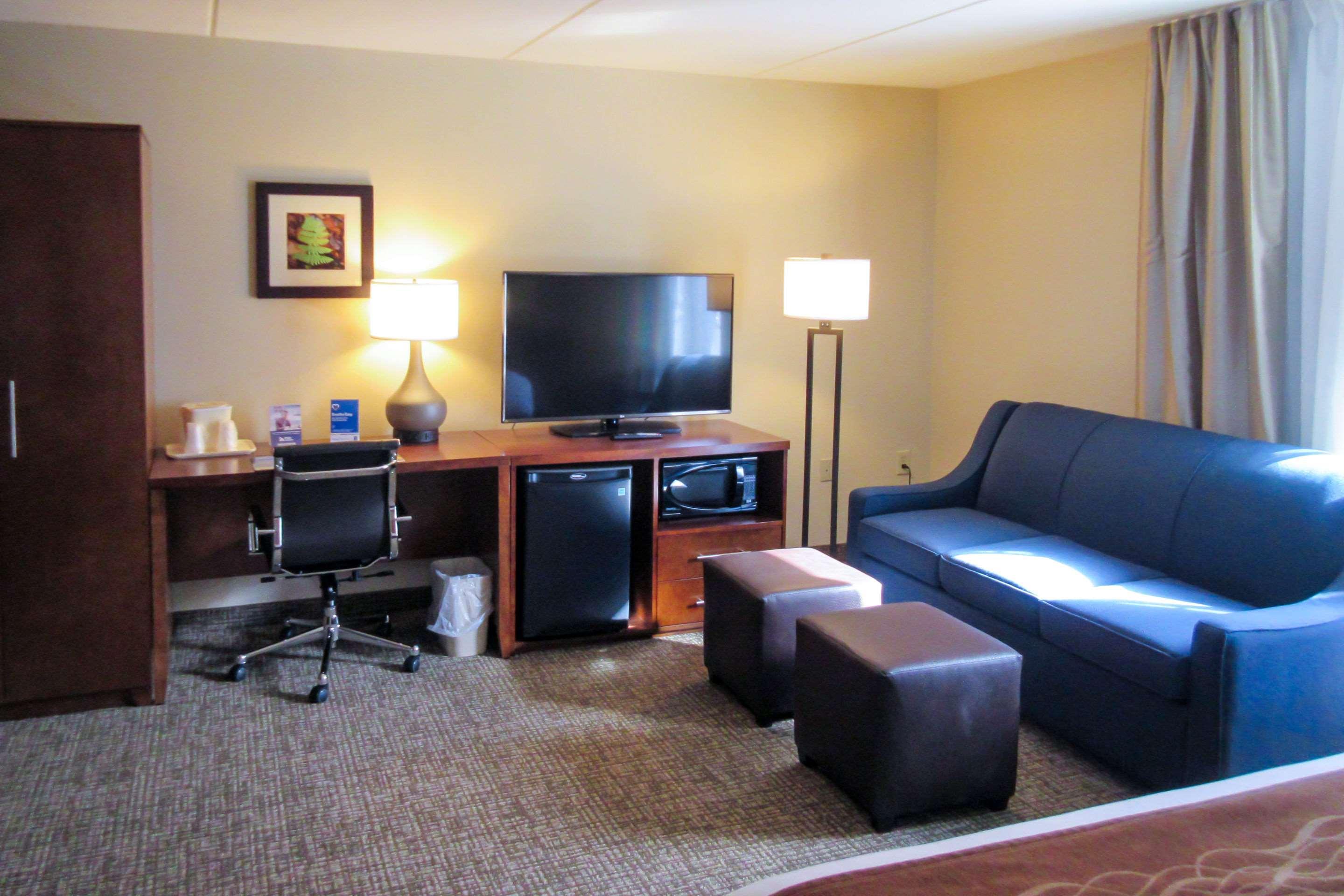 Comfort Inn & Suites Wilkes Barre - Arena Exteriör bild