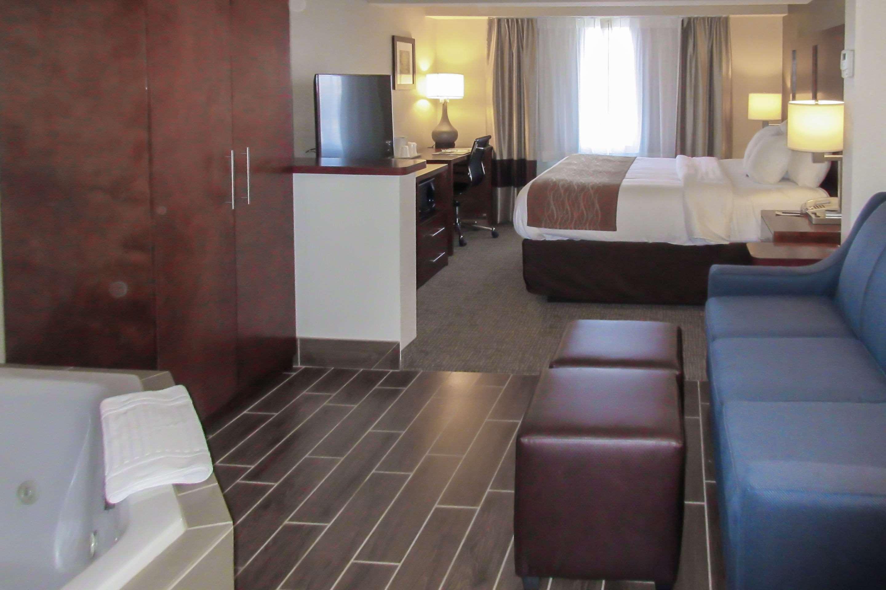Comfort Inn & Suites Wilkes Barre - Arena Exteriör bild