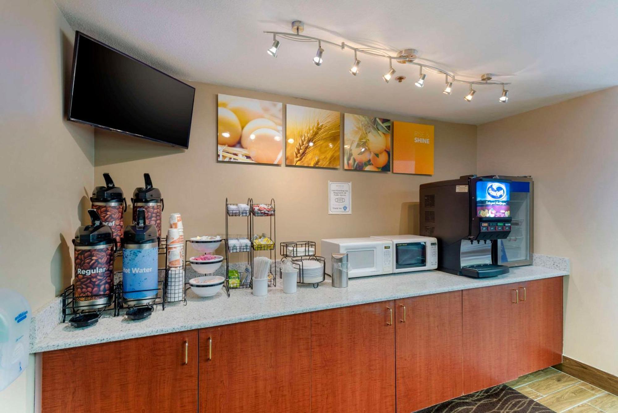 Comfort Inn & Suites Wilkes Barre - Arena Exteriör bild