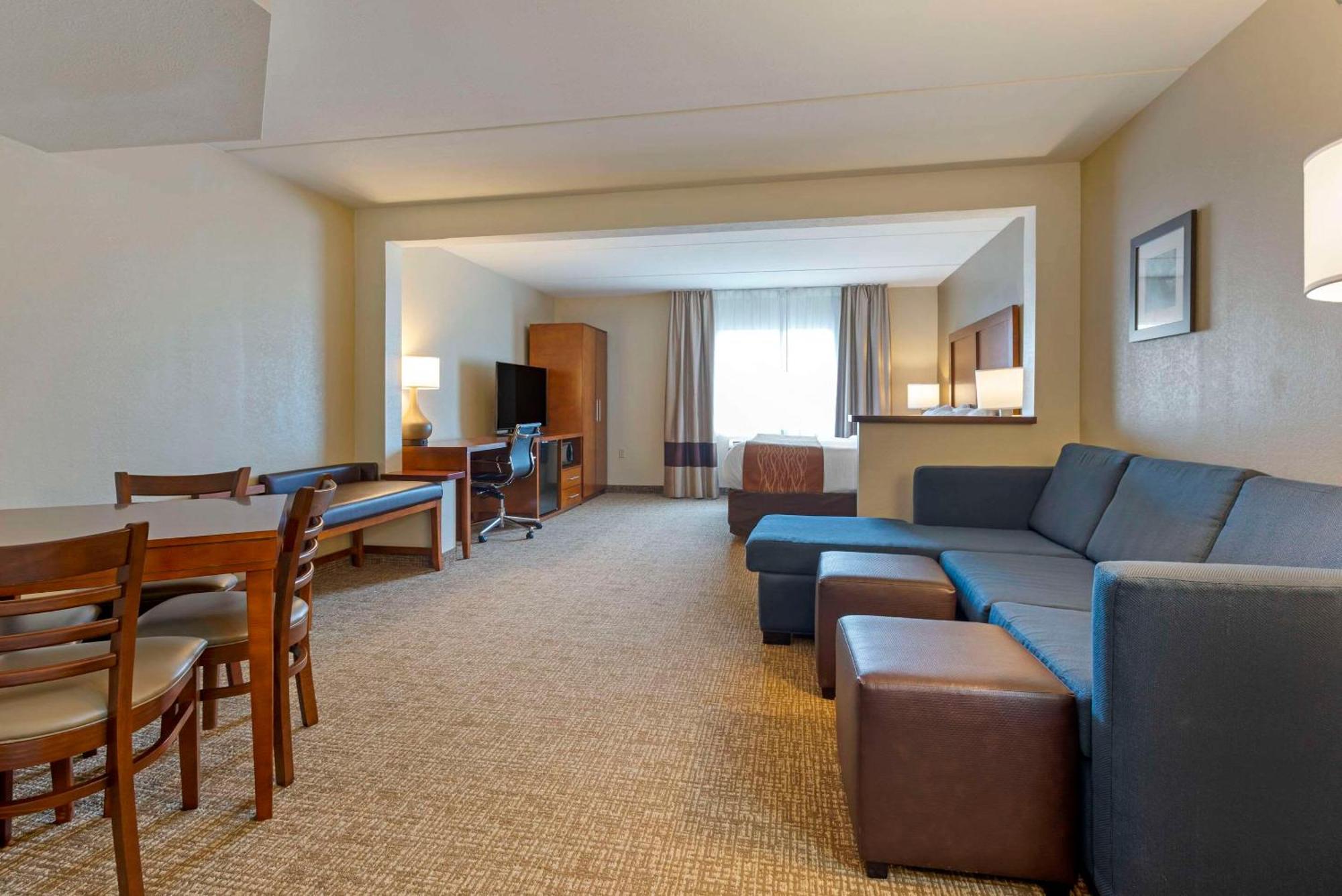 Comfort Inn & Suites Wilkes Barre - Arena Exteriör bild