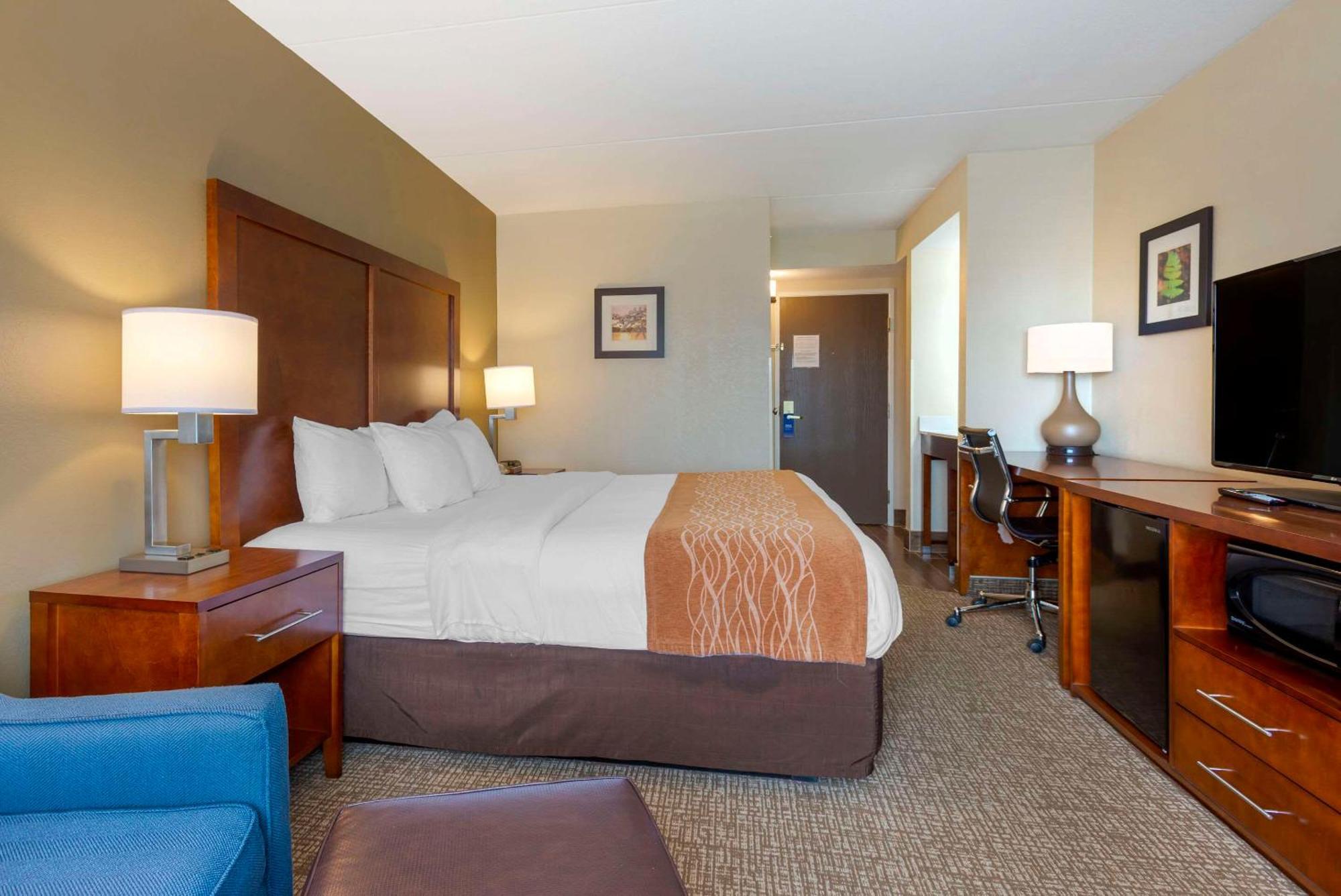 Comfort Inn & Suites Wilkes Barre - Arena Exteriör bild